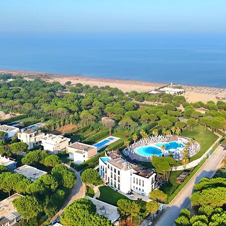 Apartment Lura 2 Homes 242 *