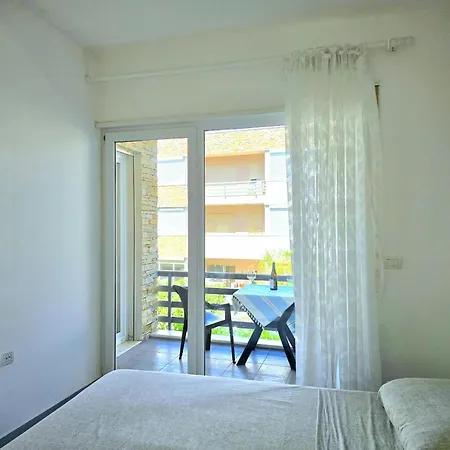 Lura 2 Homes 242 * Plazhi San Pietro